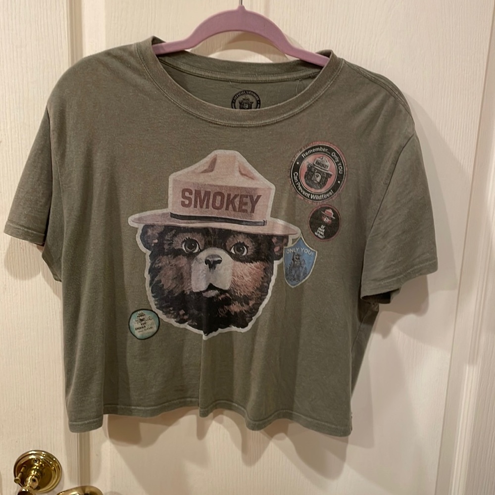 Green, Smokey the bear T-shirt